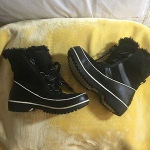 SOREL women’s rain boots